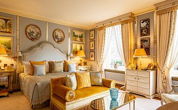 House on the Crescent bedroom