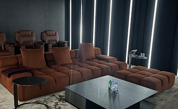 Sierra House sitting area