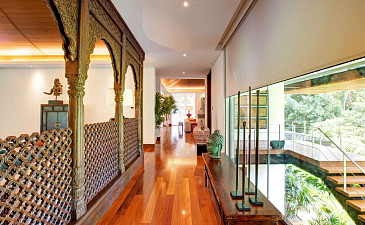 Lara Lopez Rio Dulce indoor hallway