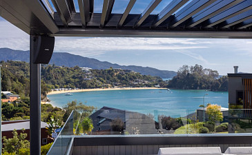 Kaiteriteri patio and water view