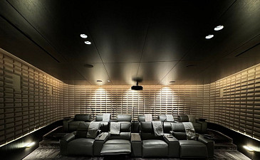 Bayside Luxury back-view cinema