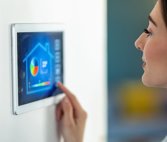 what is the difference between smart home and home automation