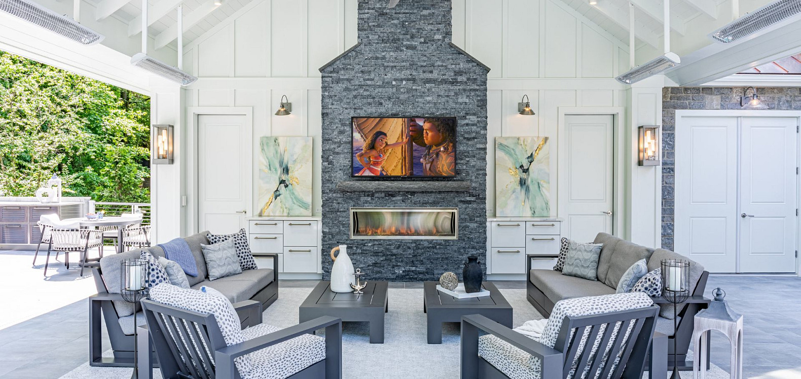 outdoor home theater