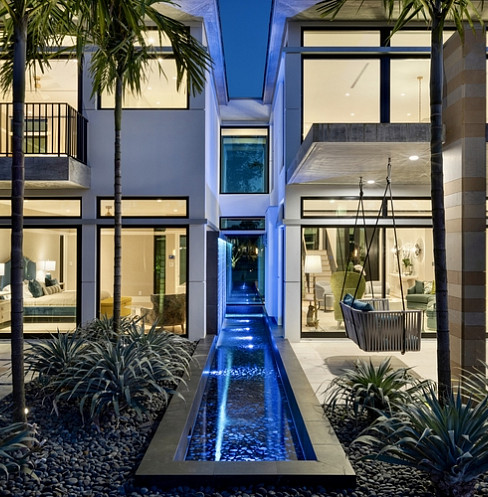 Getaway luxurious entrance