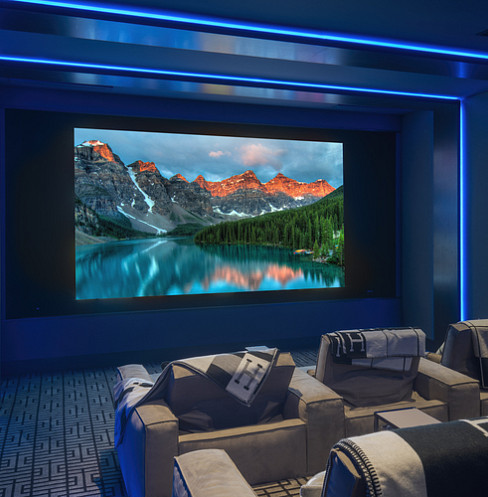 Home cinema surround lighting