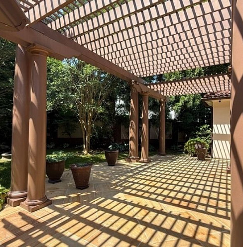 Garden pergola covered by reliable smart home Wi-Fi and outdoor control