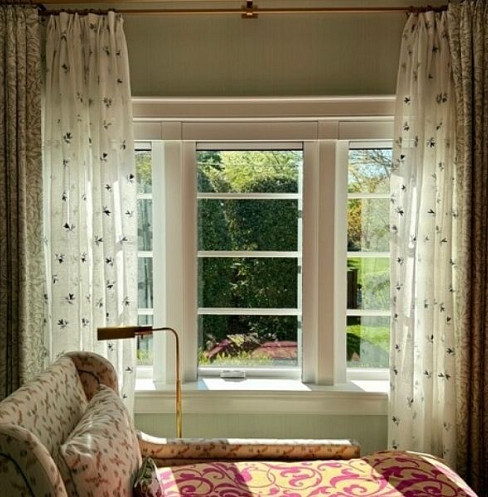 Motorised Lutron window shading with custom patterned fabric