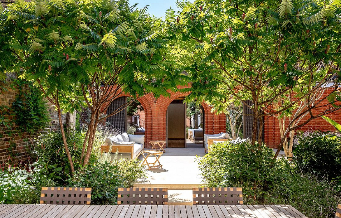 luxury london garden